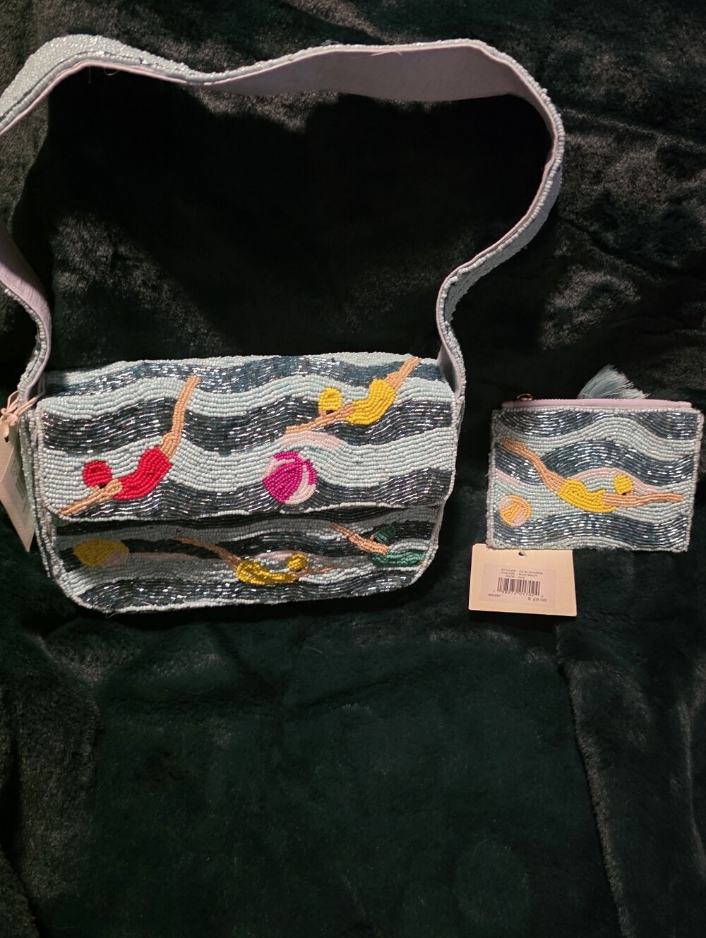 Playful Beaded Swimmers Shoulder Bag in Multi-Color W/Matching Coin Purse Set. - Picture 10 of 10